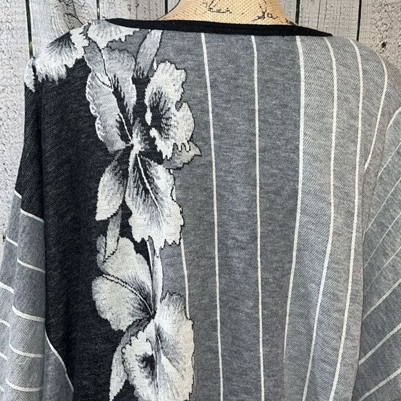 Vintage Top Notch Oversized Floral Sweater with Shoulder Pads size X-Large - Picture 7 of 11